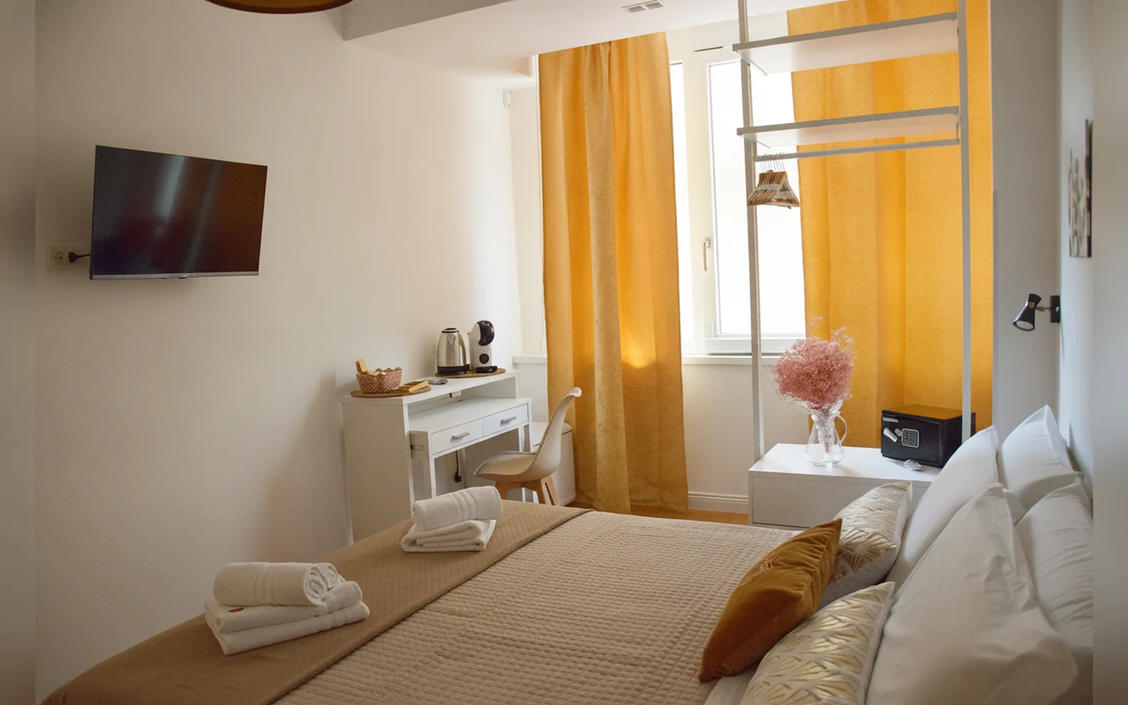 Camera con bagno privato — B&B CasaBentivoglio, roma (roma) (Lazio) (foto 22)